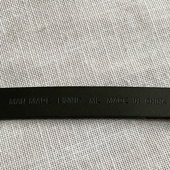 NEW Western Black Leather With Metal Medalions Adjustable Belt Size M/L NWOT - Picture 10 of 16